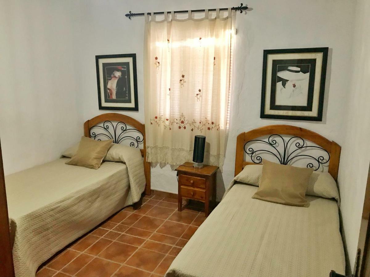 نيرخا Villa Las Mercedes المظهر الخارجي الصورة